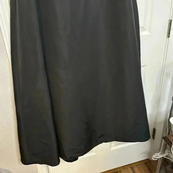 David Bridal Evening Dress - Picture 4 of 9